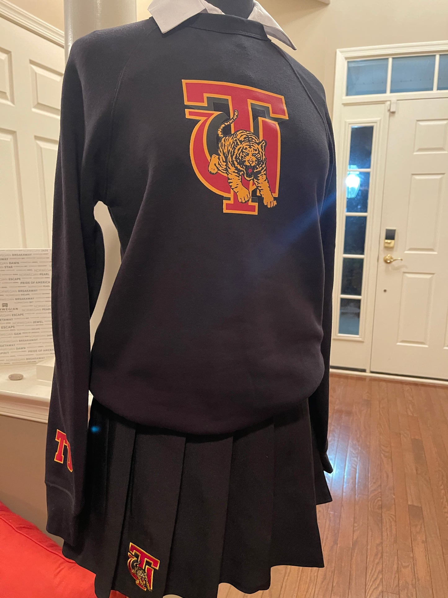 Tuskegee Tiger Sweatshirt - Unisex