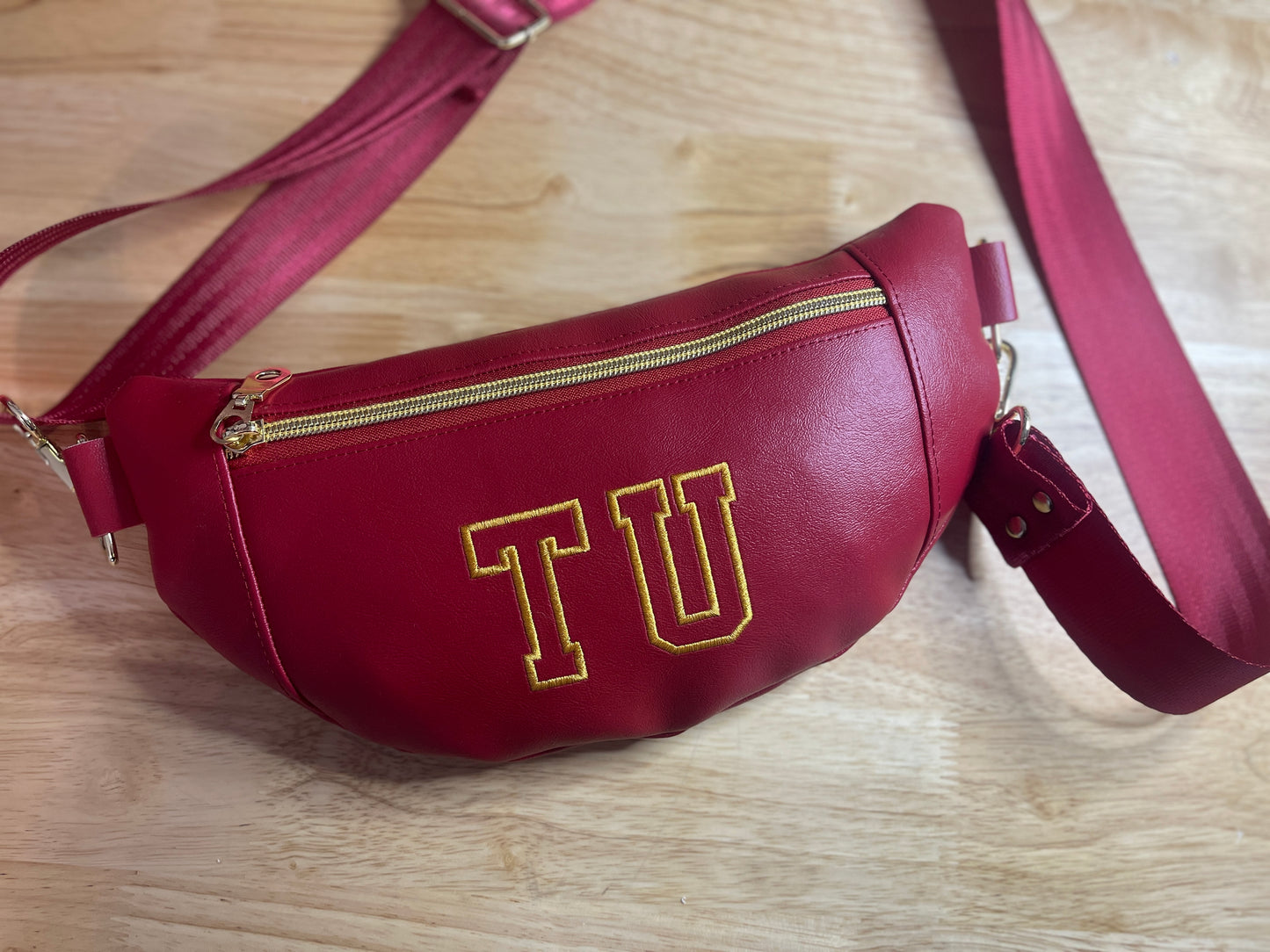 TU Crossbody Bag - Bumbag - Fanny Pack - Shoulder Bag