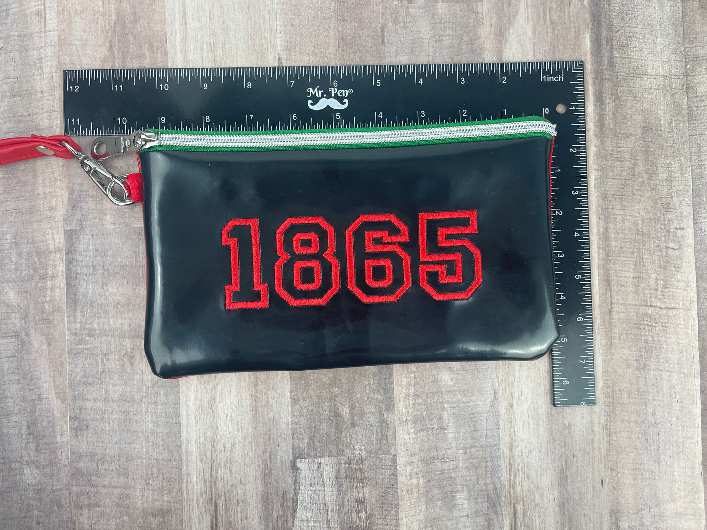 1865 Wristlet